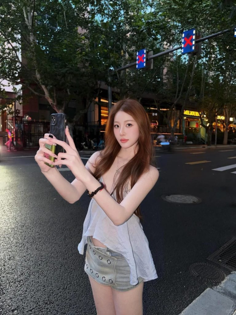 城市生活人物配图